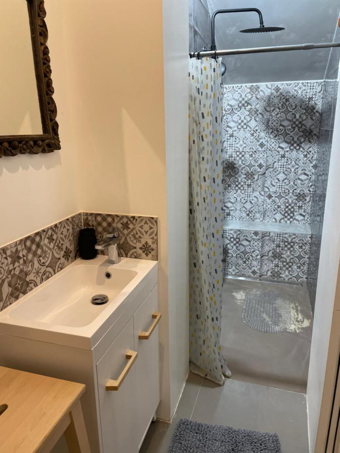 Appartement T2 Bayonne St Esprit Avec Parking Екстер'єр фото